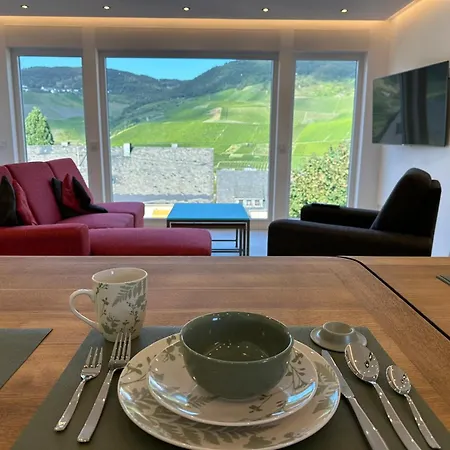 아파트 Panoramaapartment Wine & Castle